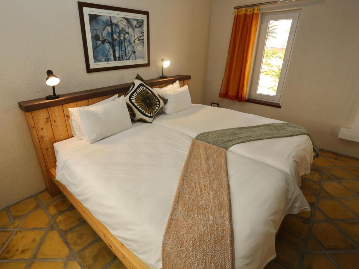 Desert Breeze Lodge Swakopmund Eksteriør billede