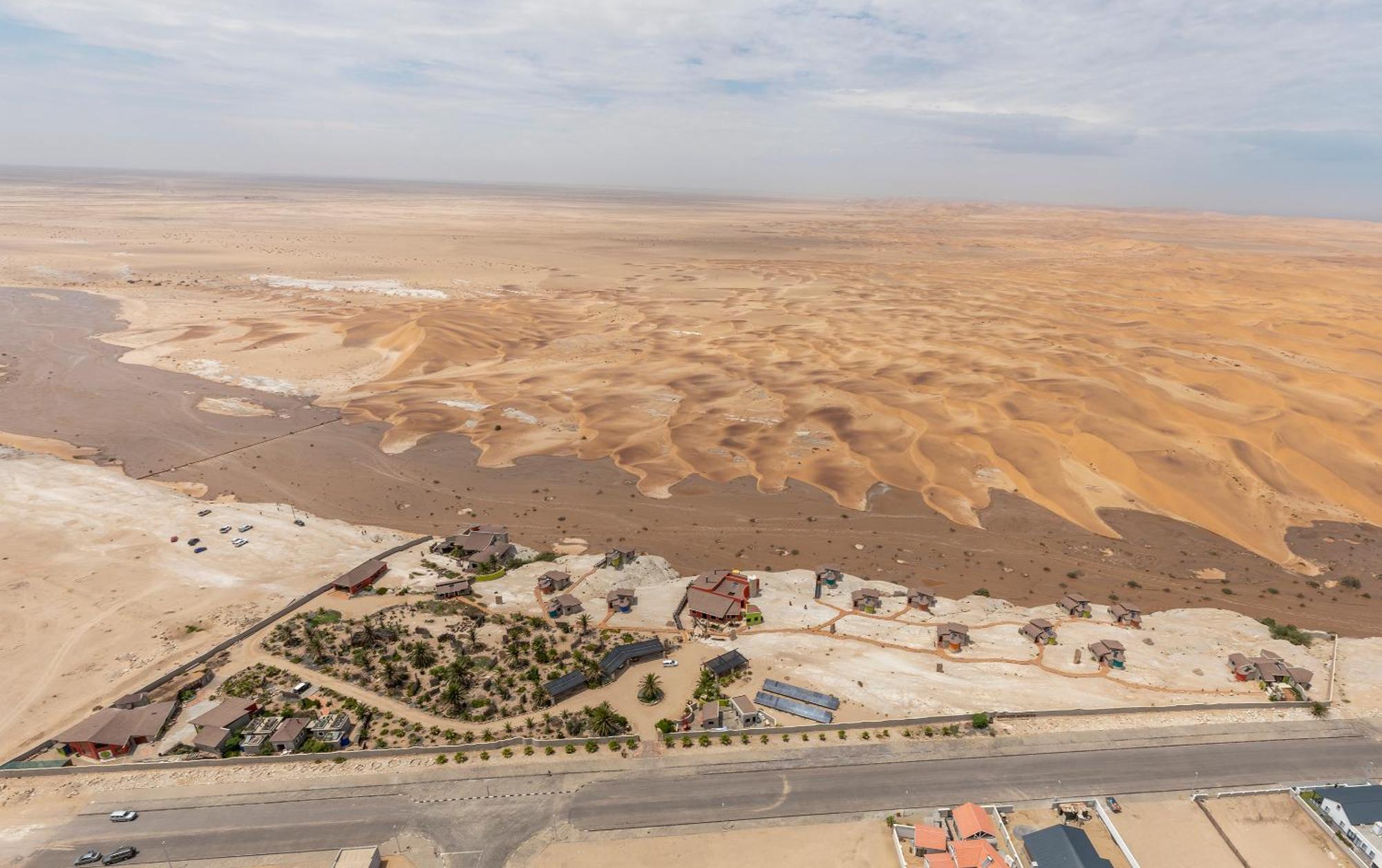 Desert Breeze Lodge Swakopmund Eksteriør billede